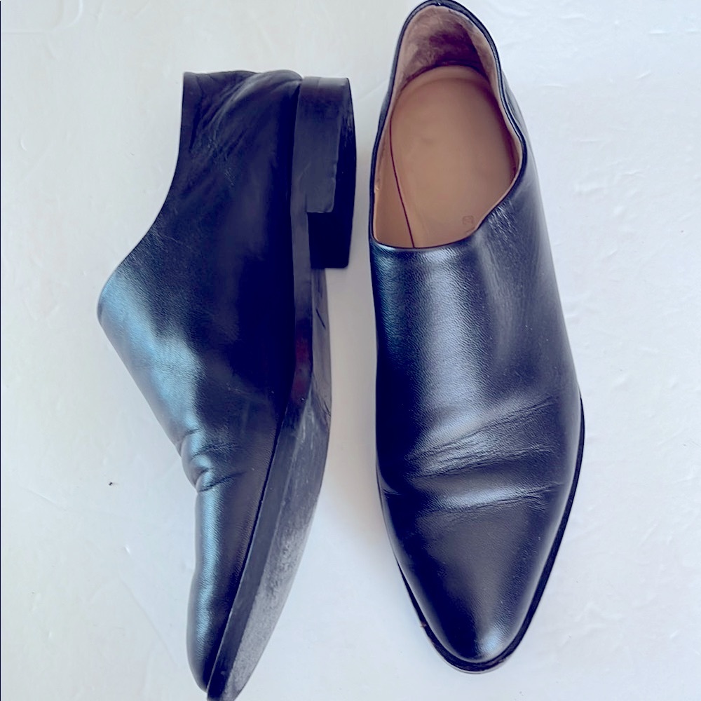 Everlane The Modern Babo black leather slide on flat loafer convert to mules 7.5